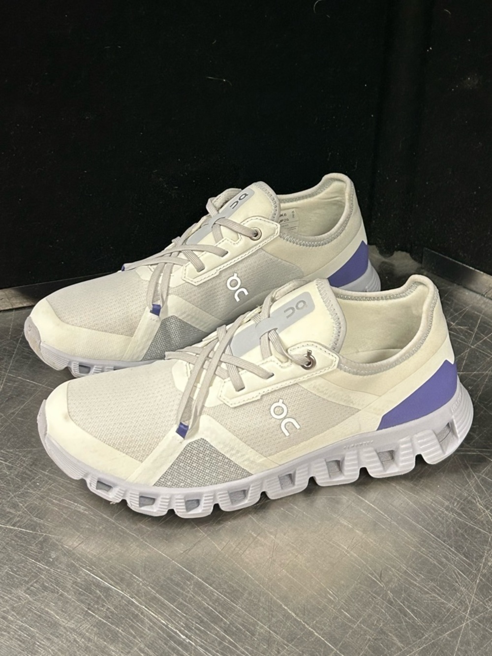 On Clouds Size 8 Women